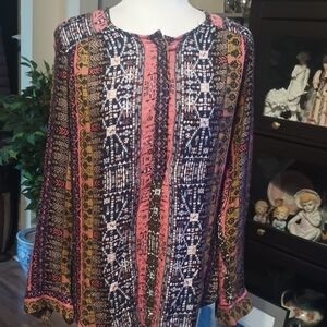 A Nine West Multi-colored Boho Tunic. Size L